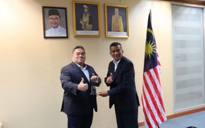 Kunjungan hormat YBhg. Dato’ SUB, BKSF ke atas Ketua Pengarah Jabatan Komunikasi Komuniti, Jabatan Perdana Menteri