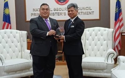 KUNJUNG HORMAT SETIAUSAHA BAHAGIAN BKSF, JPM KE ATAS KETUA PENGARAH KESELAMATAN NEGARA (KPKN)